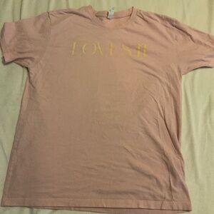 Women “ Loves it” Pink T-Shirt Short Sleeves